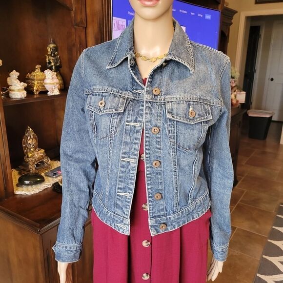 Gap Women’s small Denim Jean Jacket - Picture 6 of 10